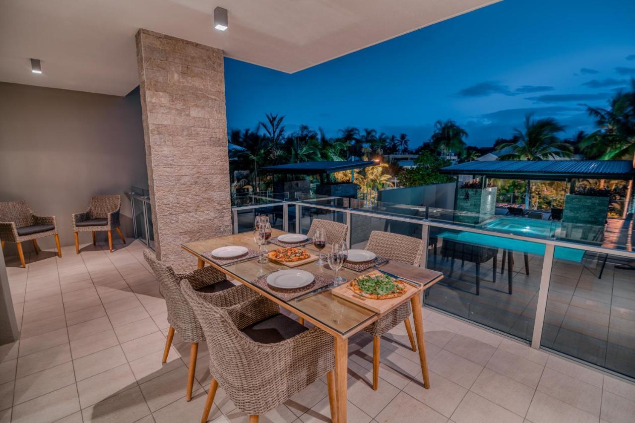 Aparthotel Coconut Grove à Port Douglas Extérieur photo