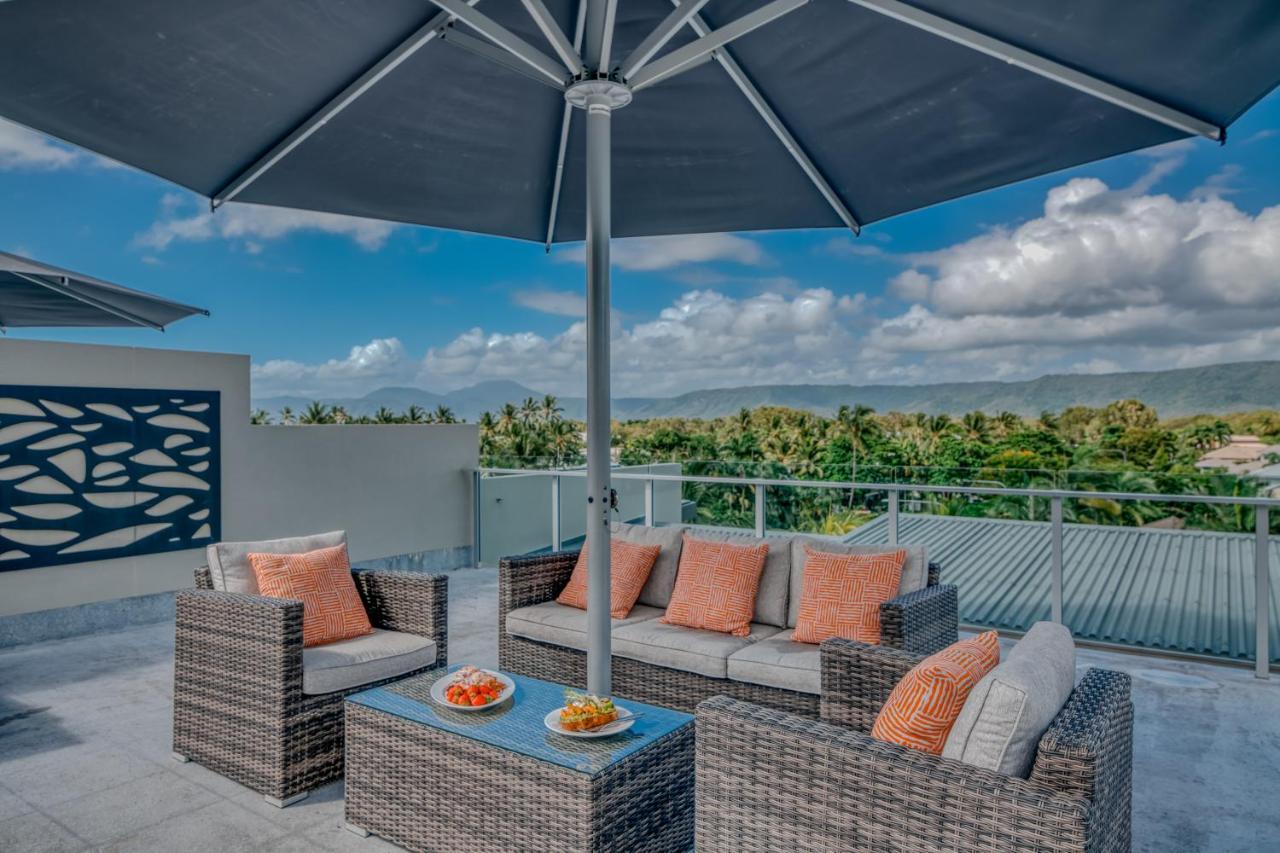 Aparthotel Coconut Grove à Port Douglas Extérieur photo