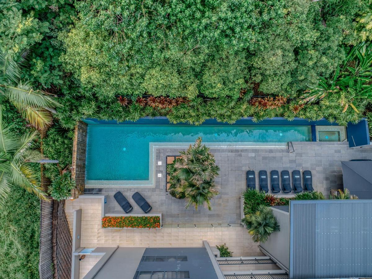 Aparthotel Coconut Grove à Port Douglas Extérieur photo