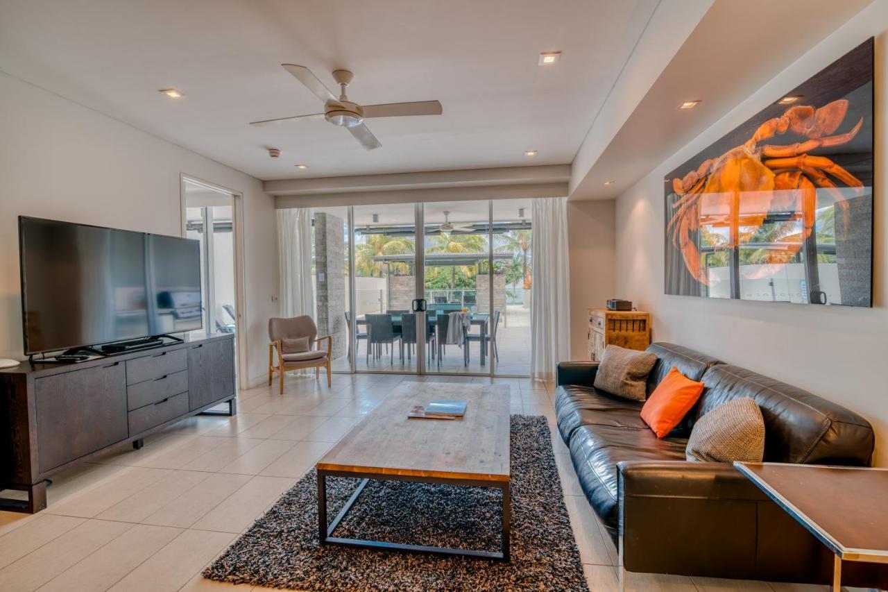 Aparthotel Coconut Grove à Port Douglas Extérieur photo