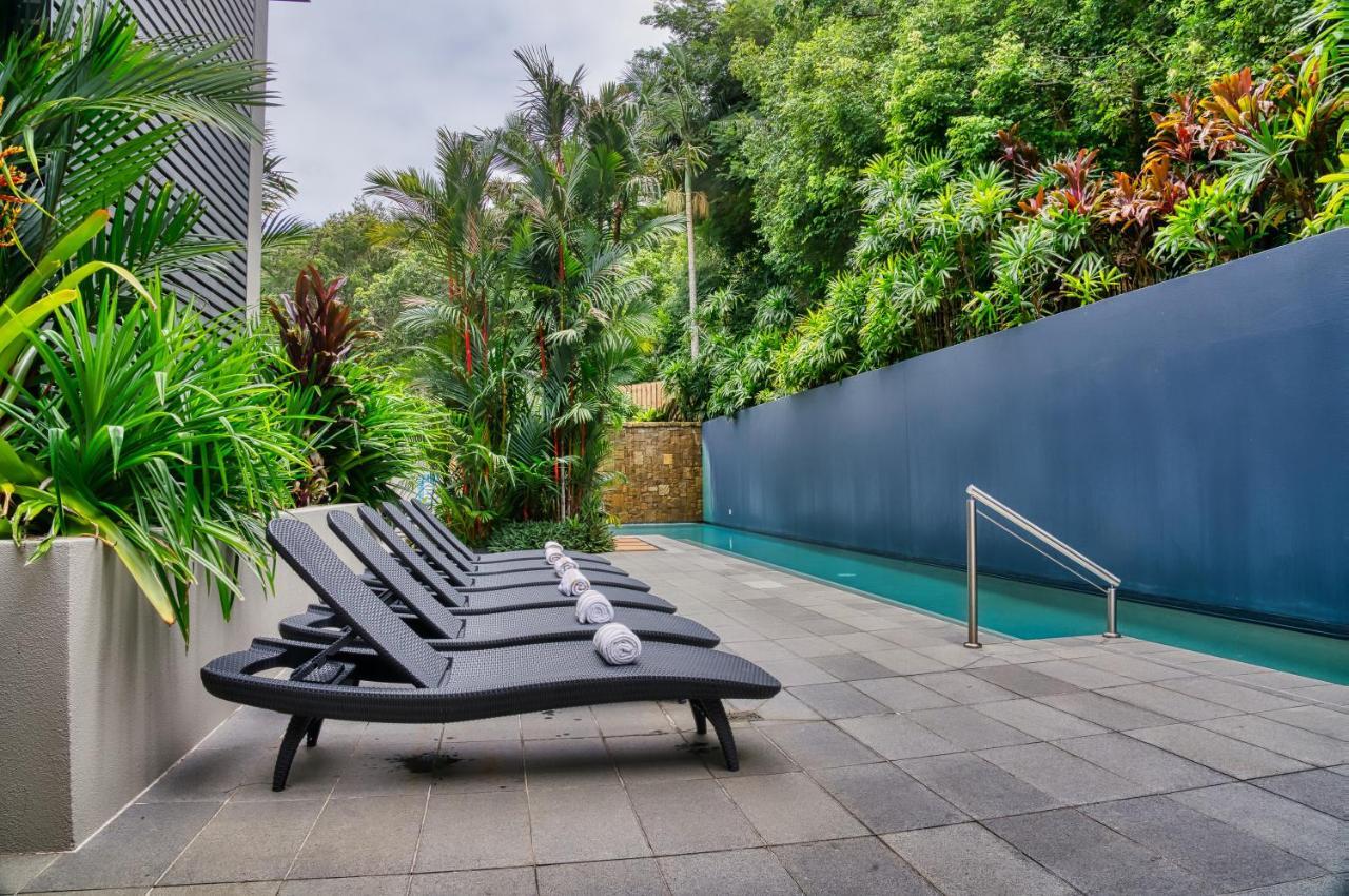 Aparthotel Coconut Grove à Port Douglas Extérieur photo