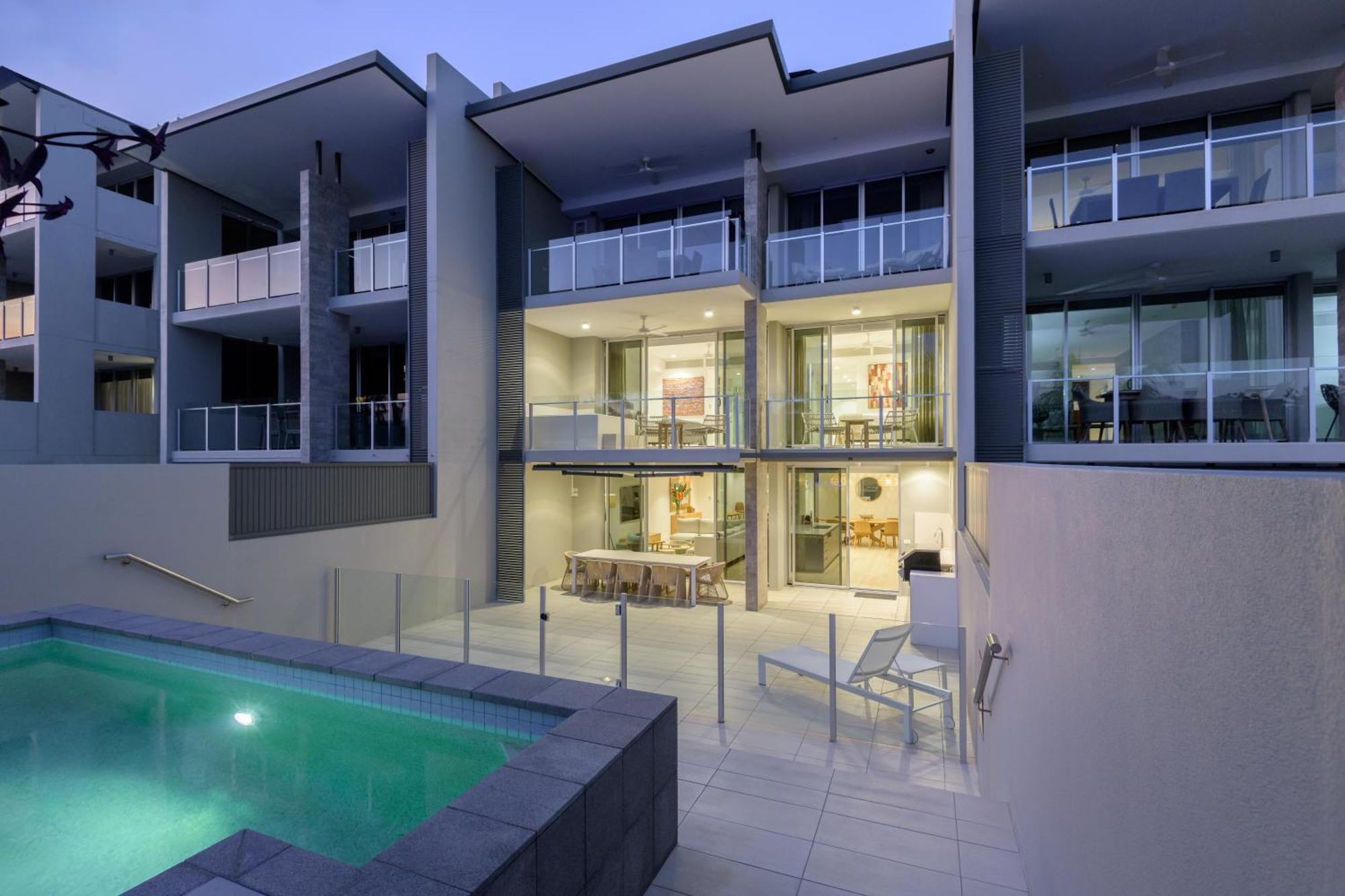 Aparthotel Coconut Grove à Port Douglas Extérieur photo