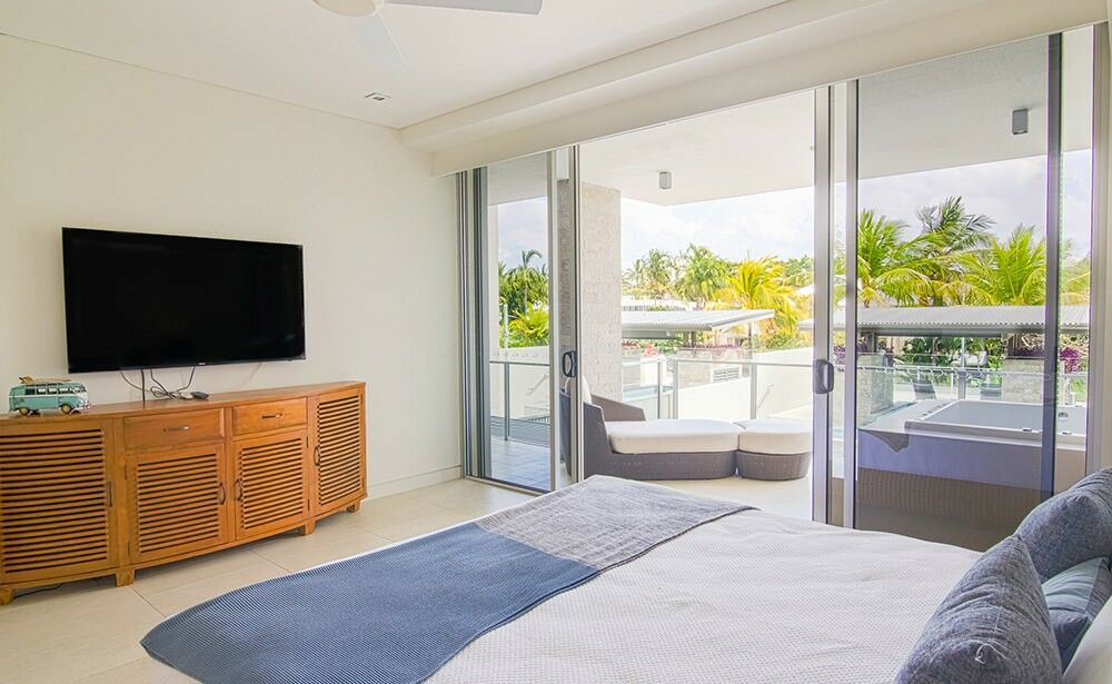 Aparthotel Coconut Grove à Port Douglas Extérieur photo